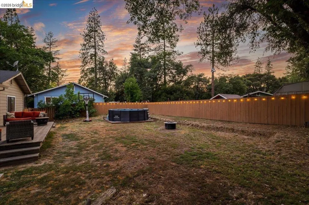21787 Crystal Lake Dr Sonora, CA 95370