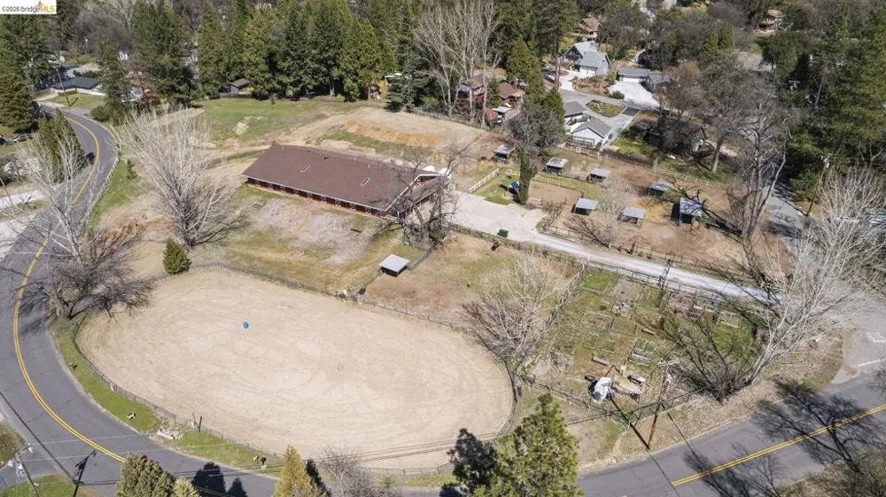 21787 Crystal Lake Dr Sonora, CA 95370