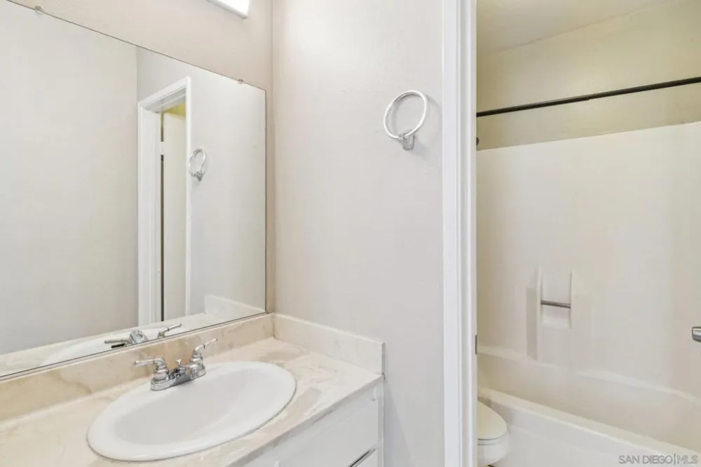 475 Midway Dr #254 Escondido, CA 92027