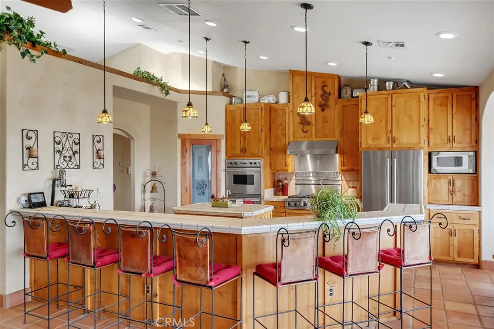 8334 Sky Line Pinon Hills, CA 92372
