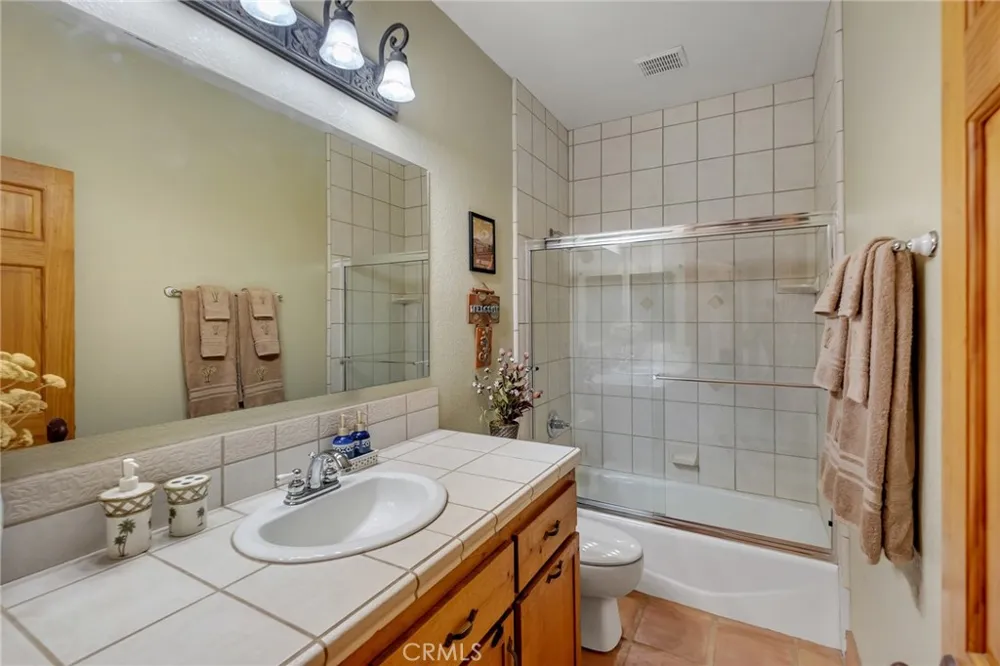 8334 Sky Line Pinon Hills, CA 92372