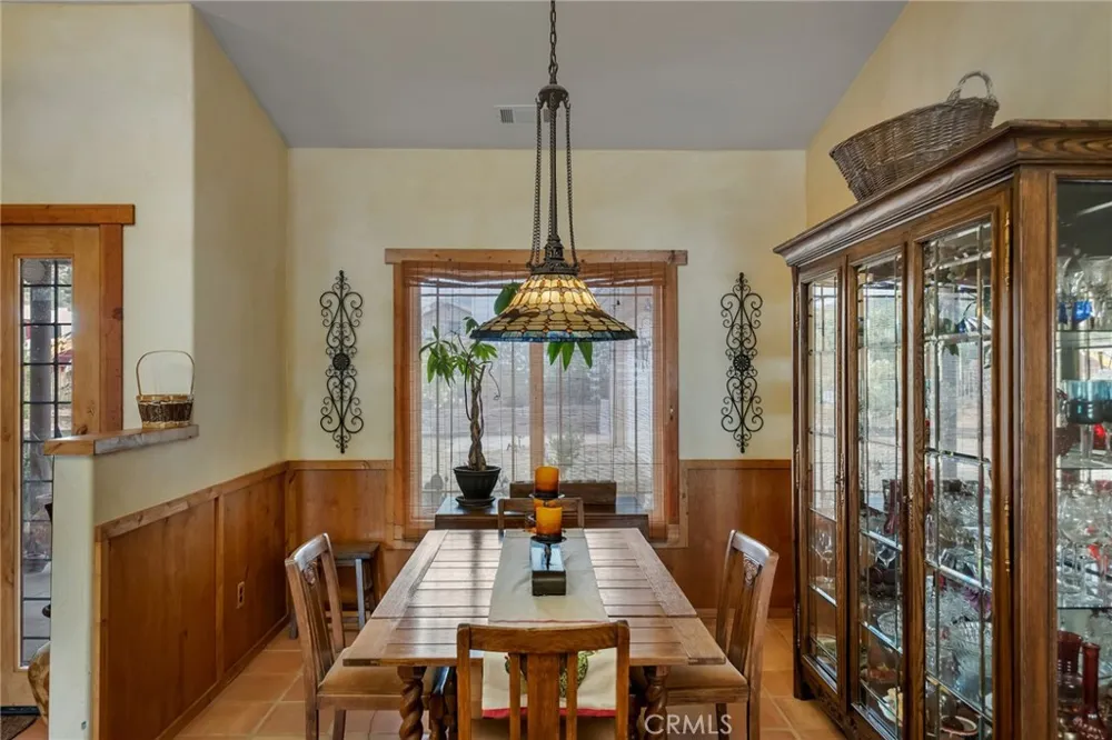 8334 Sky Line Pinon Hills, CA 92372