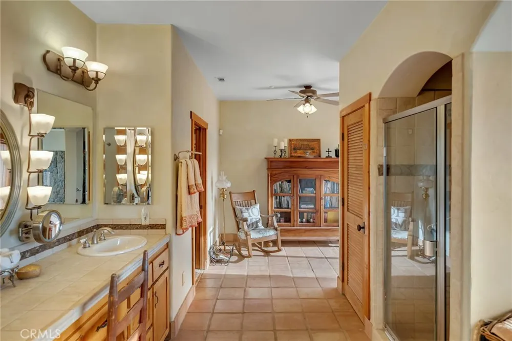 8334 Sky Line Pinon Hills, CA 92372