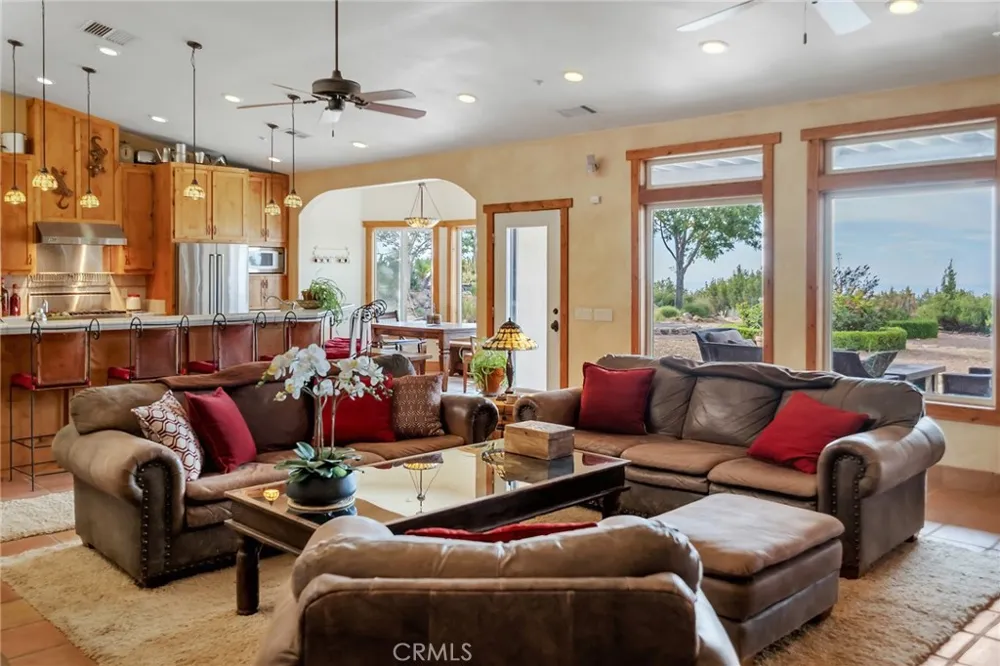8334 Sky Line Pinon Hills, CA 92372