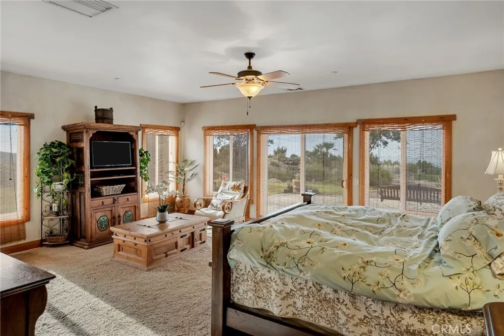 8334 Sky Line Pinon Hills, CA 92372