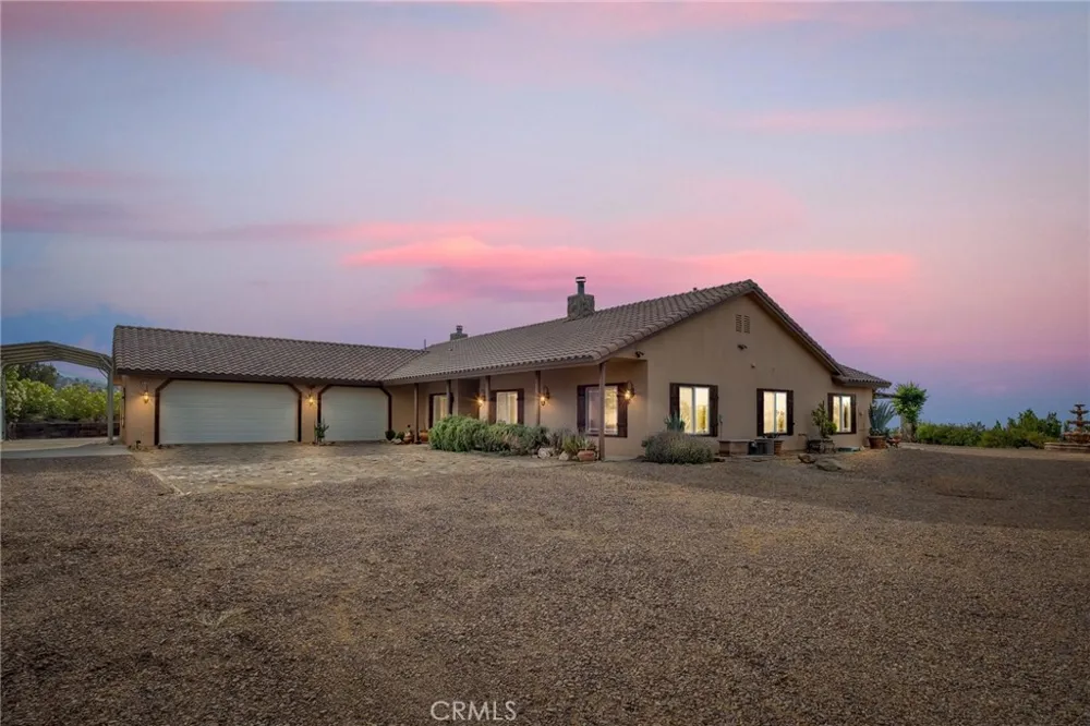 8334 Sky Line Pinon Hills, CA 92372