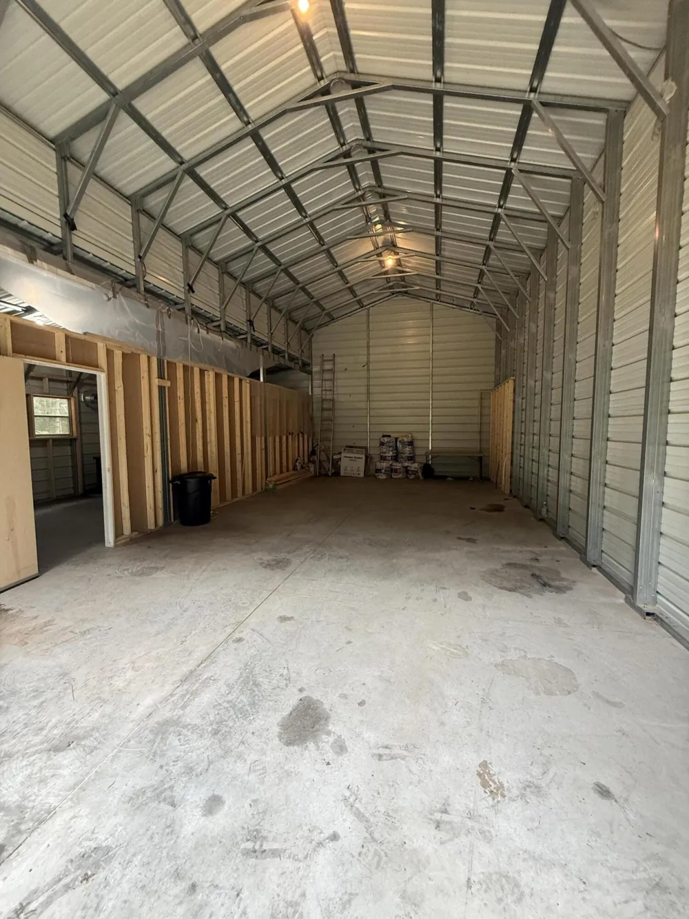 5910 S Shallow Drive Idlewild, MI 49642