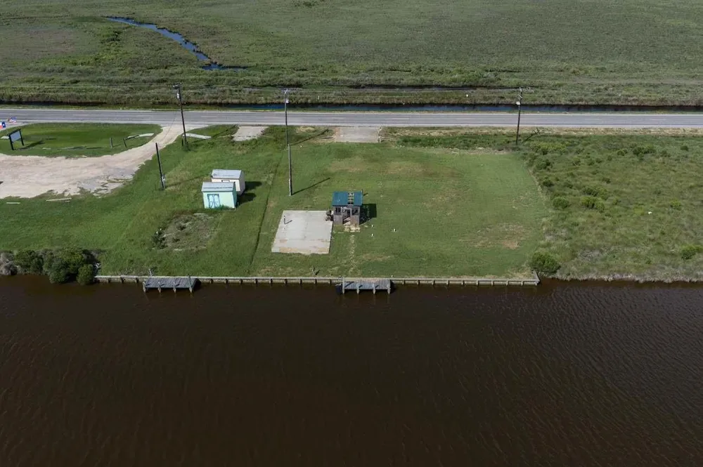 26050 Fm 457 Sargent, TX 77414