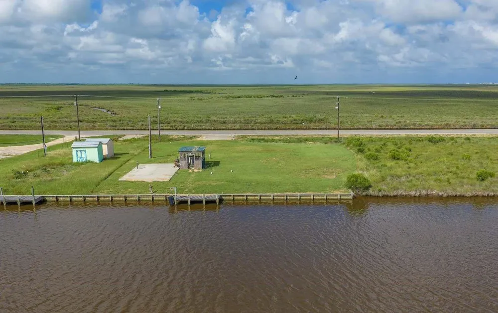 26050 Fm 457 Sargent, TX 77414
