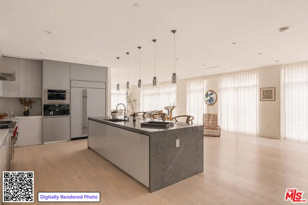 425 Palm Drive #202 Beverly Hills, CA 90210