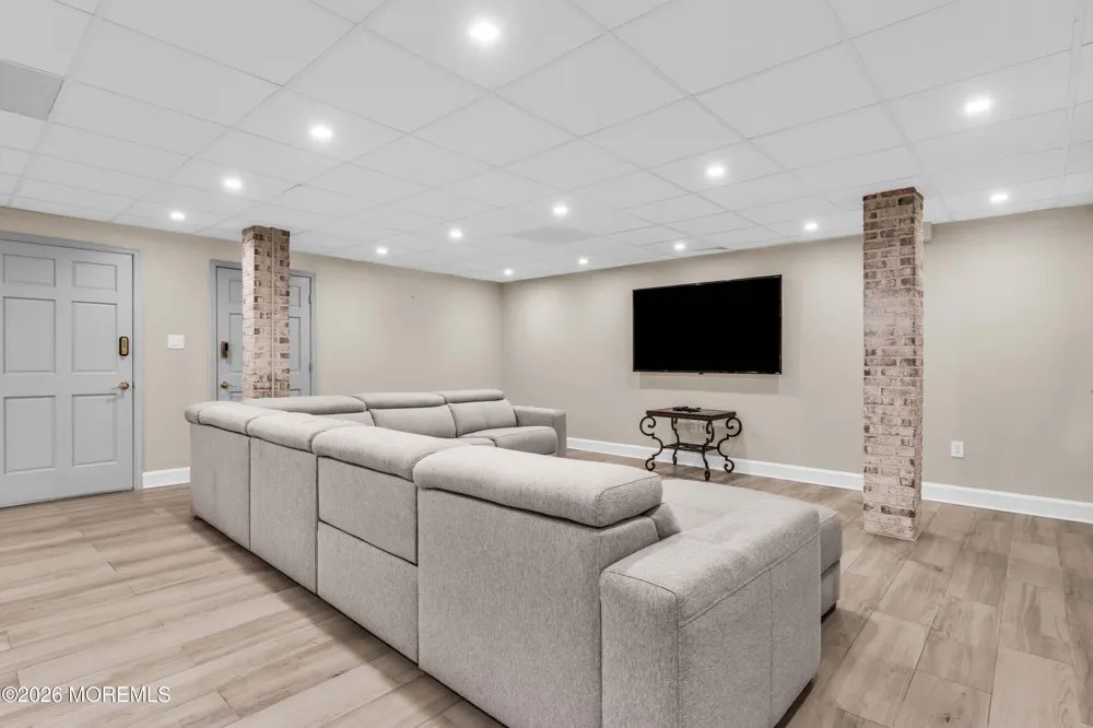 45 Centerville Road Holmdel, NJ 07733