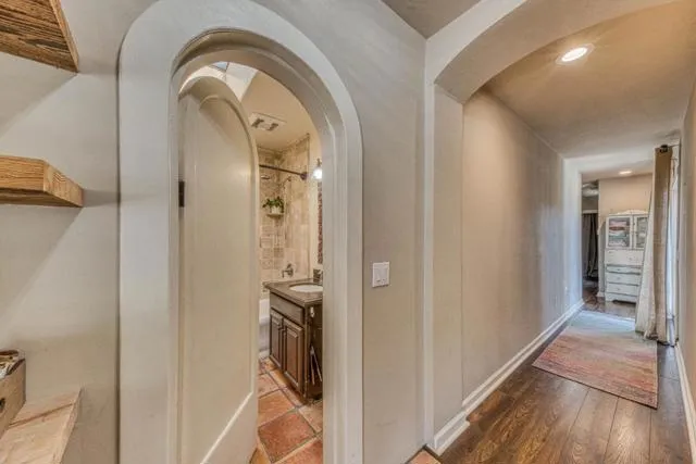 137 Maple Street Salinas, CA 93901