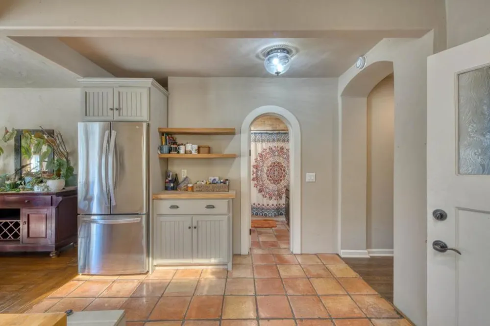 137 Maple Street Salinas, CA 93901