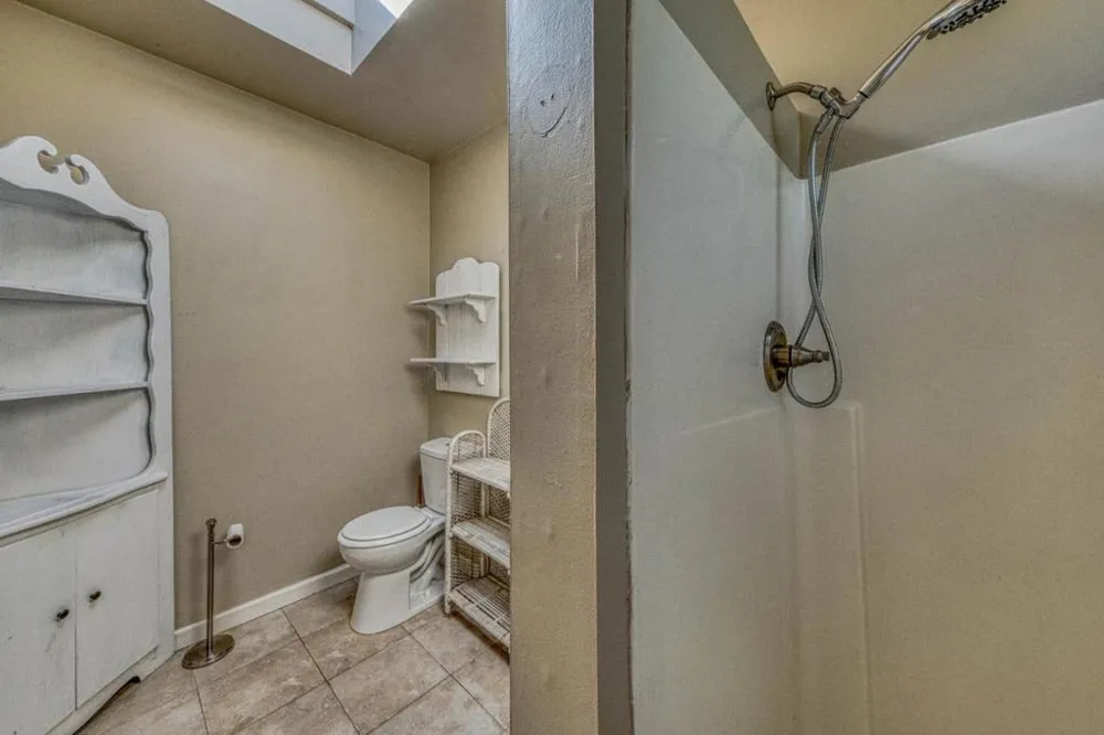 137 Maple Street Salinas, CA 93901