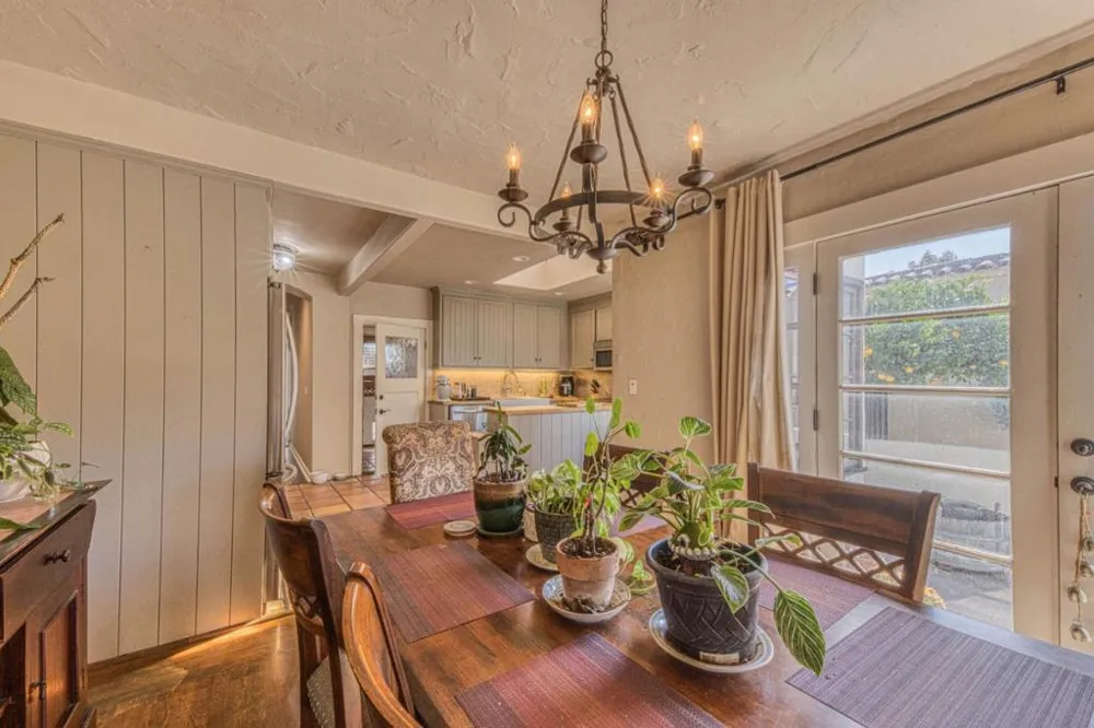 137 Maple Street Salinas, CA 93901