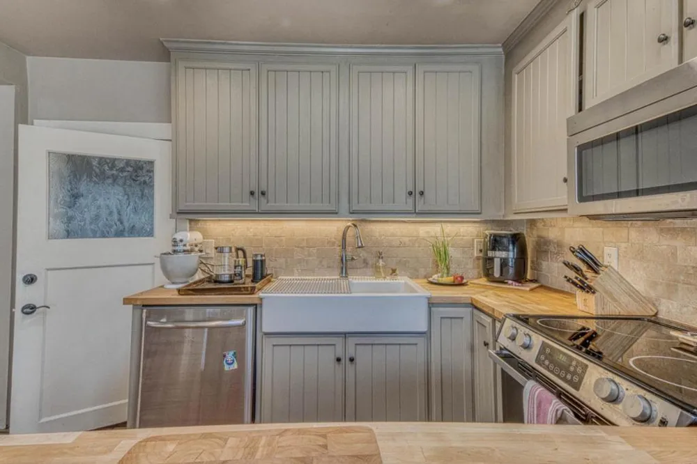 137 Maple Street Salinas, CA 93901