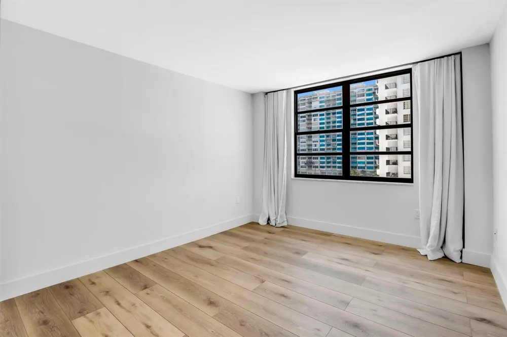 2780 NE 183rd Street #504 Aventura, FL 33160