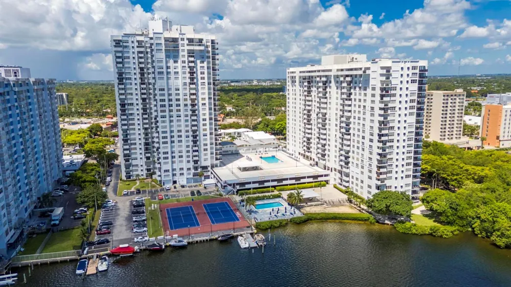 2780 NE 183rd Street #504 Aventura, FL 33160