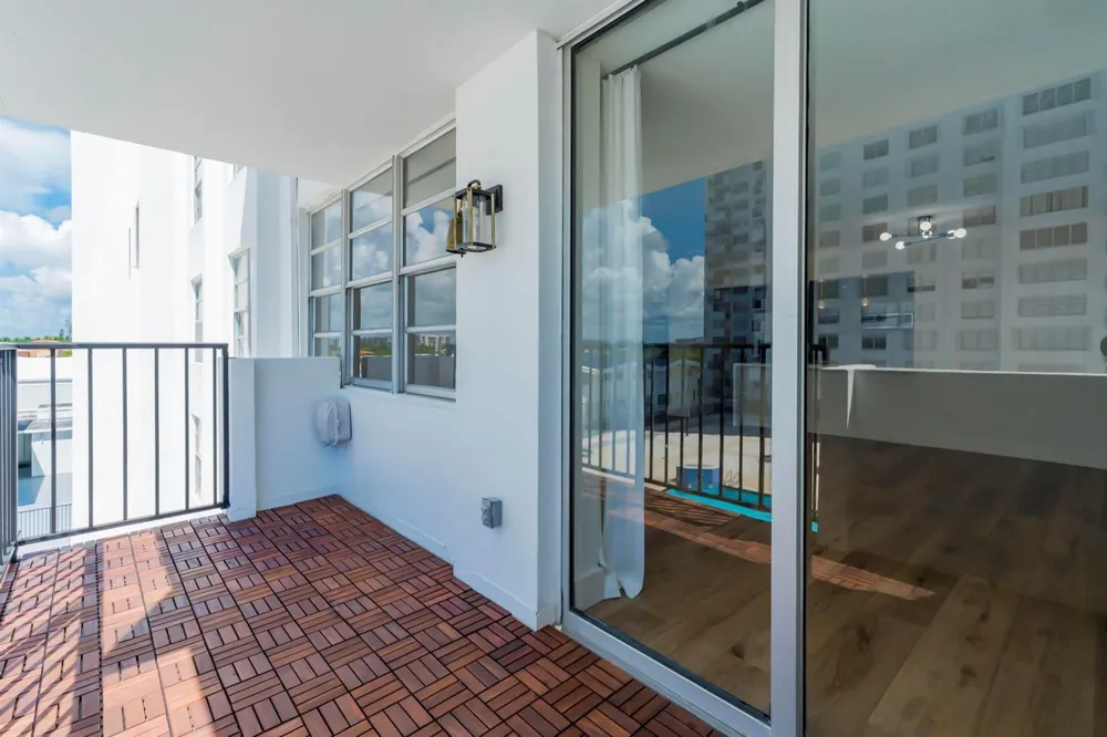 2780 NE 183rd Street #504 Aventura, FL 33160
