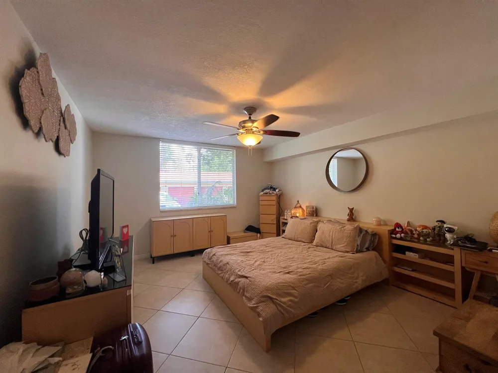 700 Scotia Drive #103 Hypoluxo, FL 33462