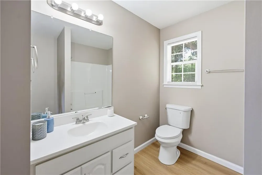 894 Lakeview Drive Nicholson, GA 30565