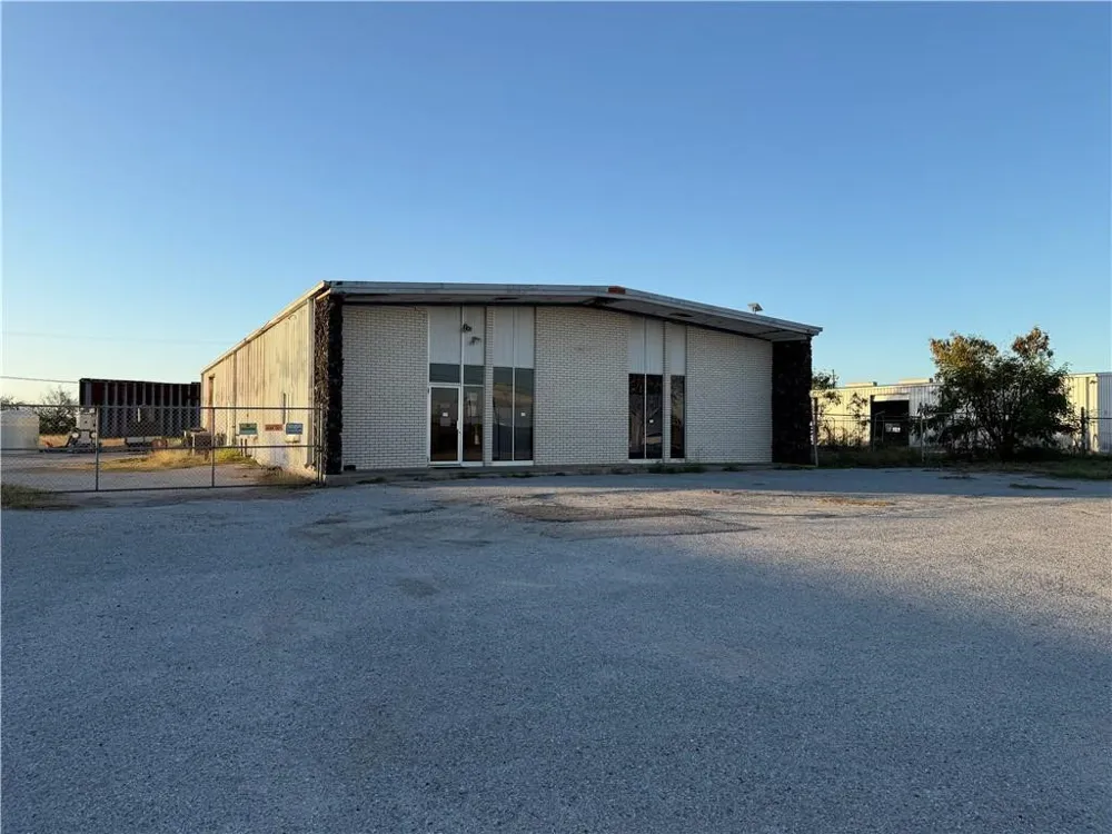 6704 Ranger Avenue Corpus Christi, TX 78415