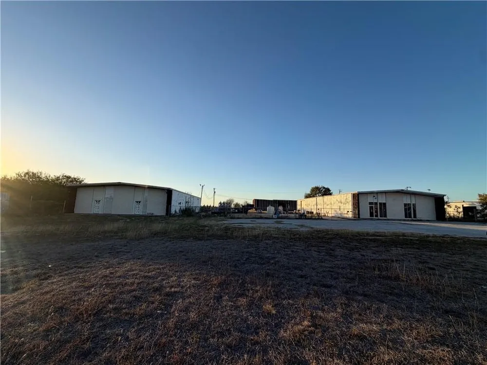 6704 Ranger Avenue Corpus Christi, TX 78415