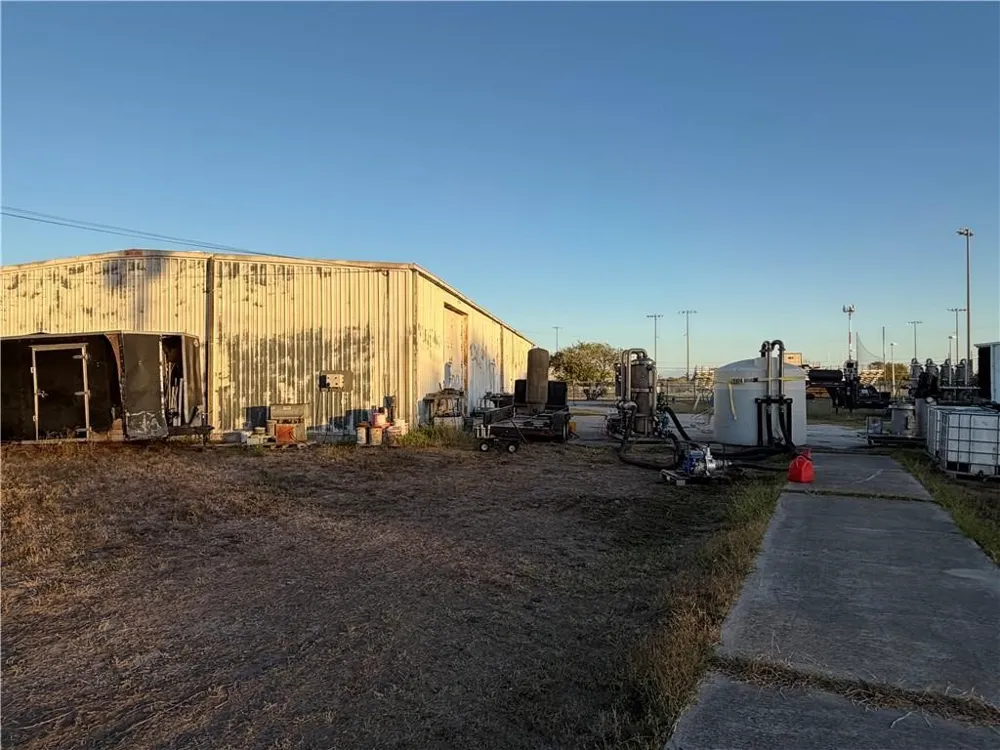 6704 Ranger Avenue Corpus Christi, TX 78415