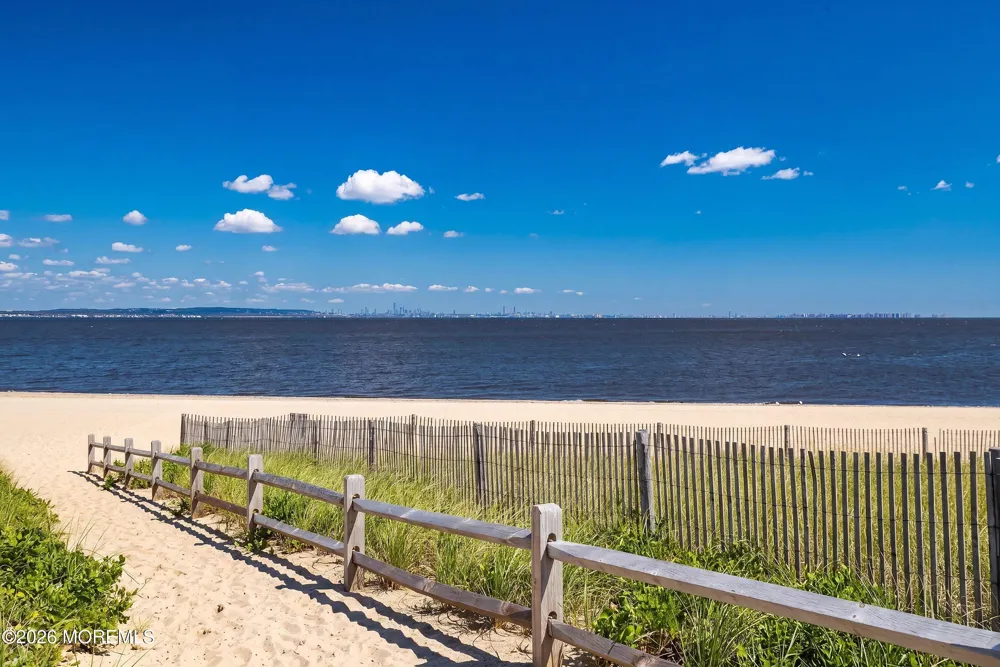 425 Bayview Avenue Union Beach, NJ 07735