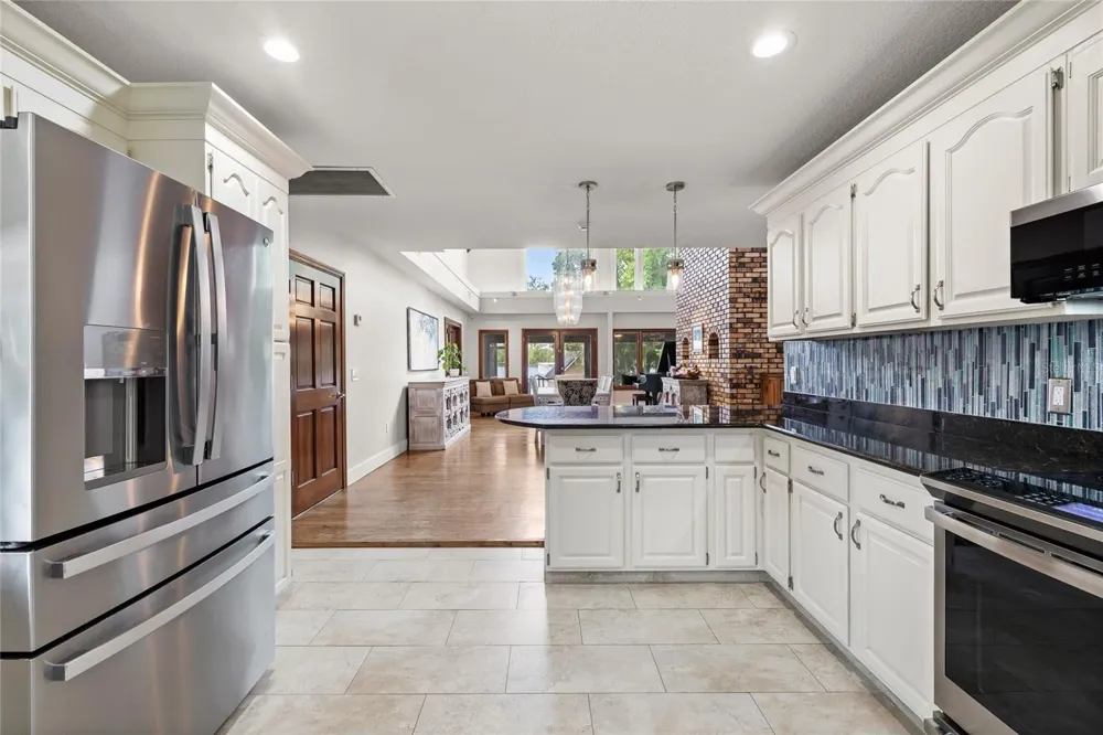 240 W 7TH STREET Chuluota, FL 32766