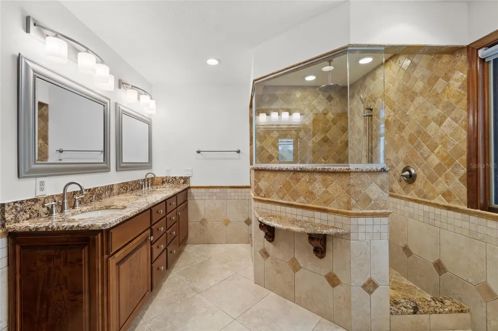 240 W 7TH STREET Chuluota, FL 32766