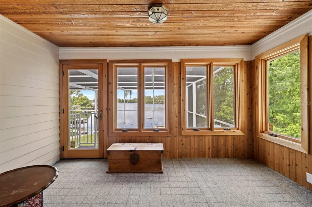 240 W 7TH STREET Chuluota, FL 32766