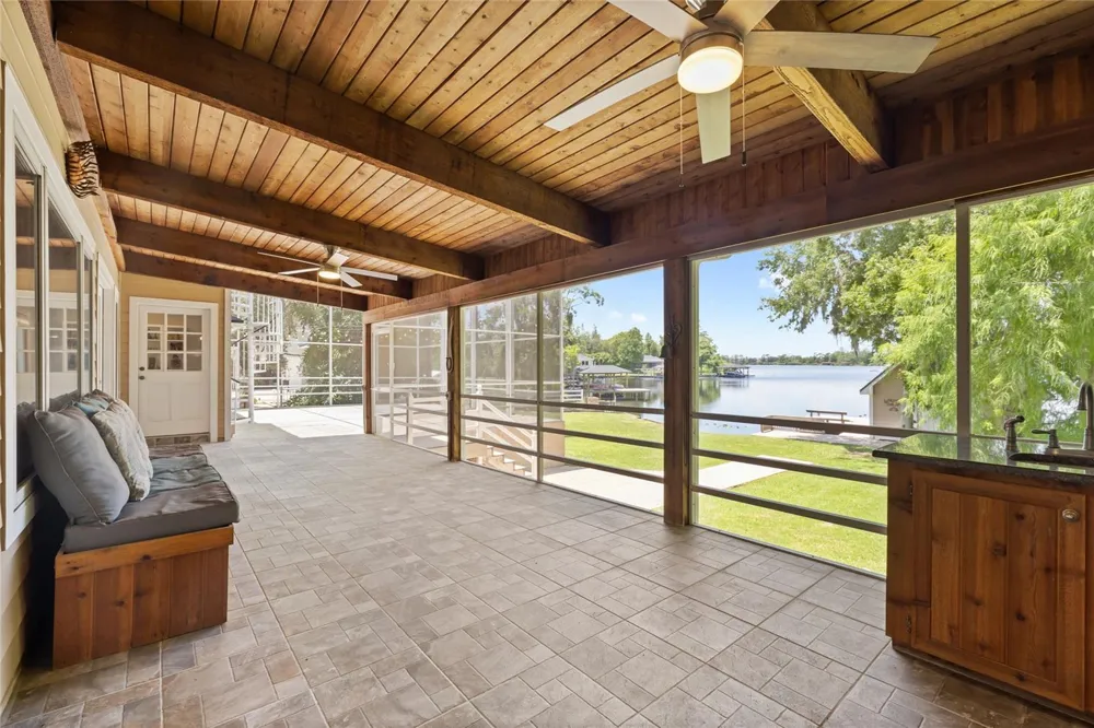 240 W 7TH STREET Chuluota, FL 32766