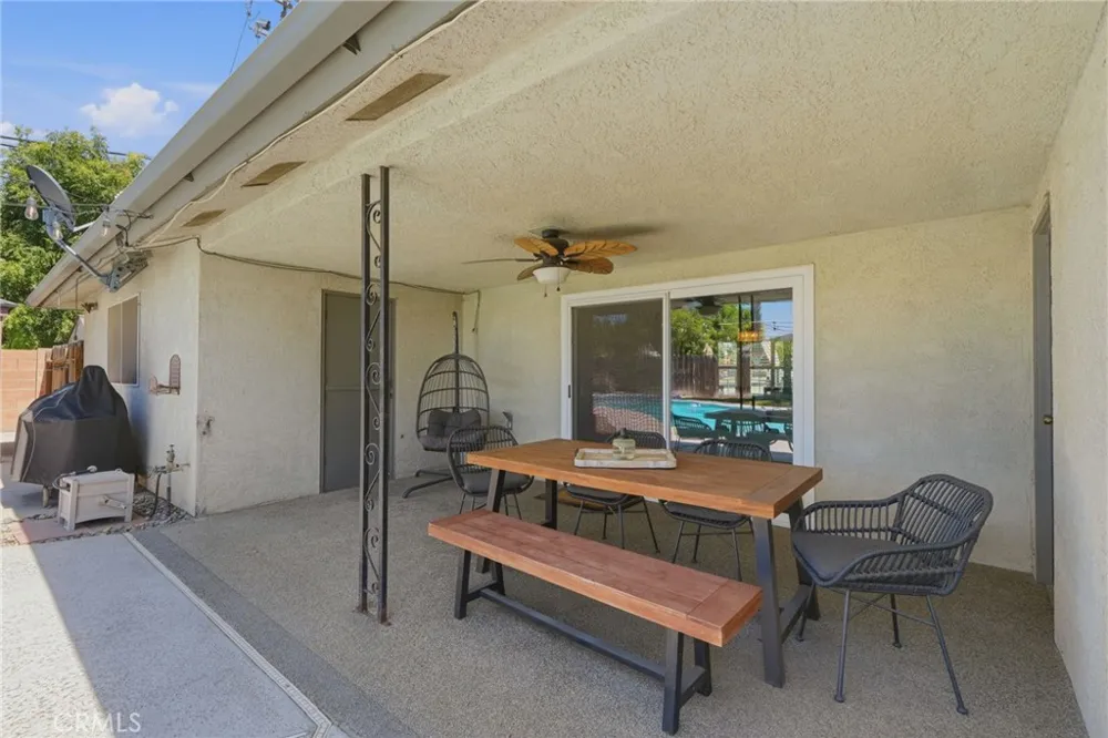 100 W Adrian Way Hanford, CA 93230