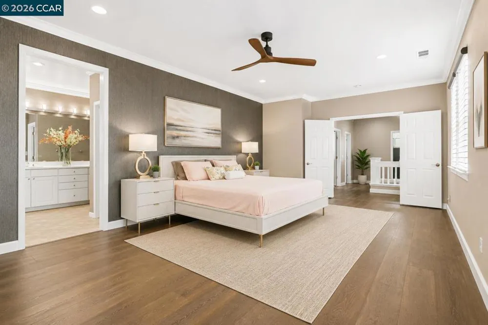 586 Dutch Elm Dr Hercules, CA 94547