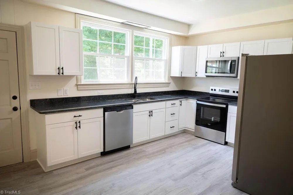 1006 F STREET North Wilkesboro, NC 28659