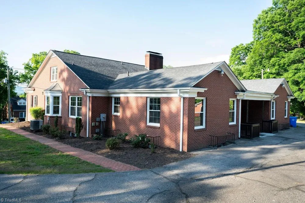 1006 F STREET North Wilkesboro, NC 28659