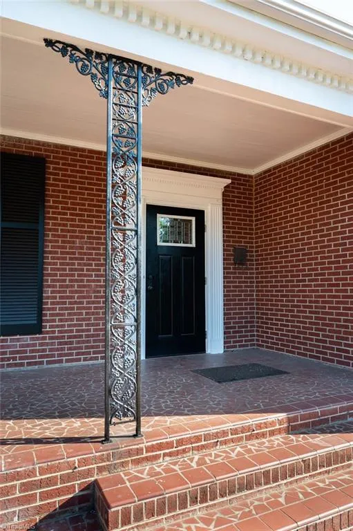1006 F STREET North Wilkesboro, NC 28659