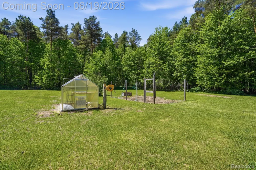 3167 Roods Lake Road Mayfield Township, MI 48446