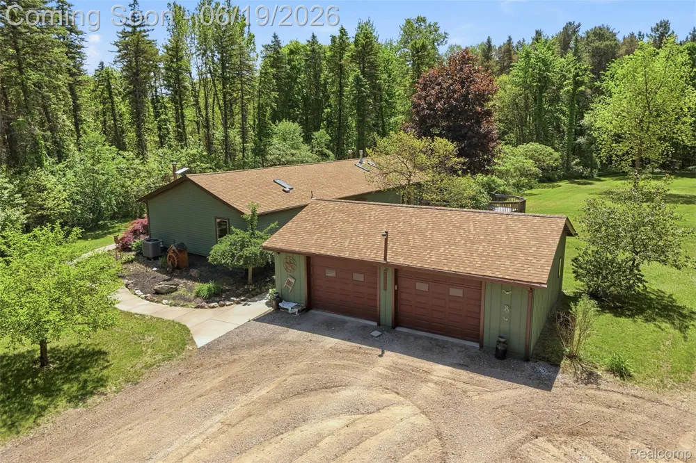 3167 Roods Lake Road Mayfield Township, MI 48446