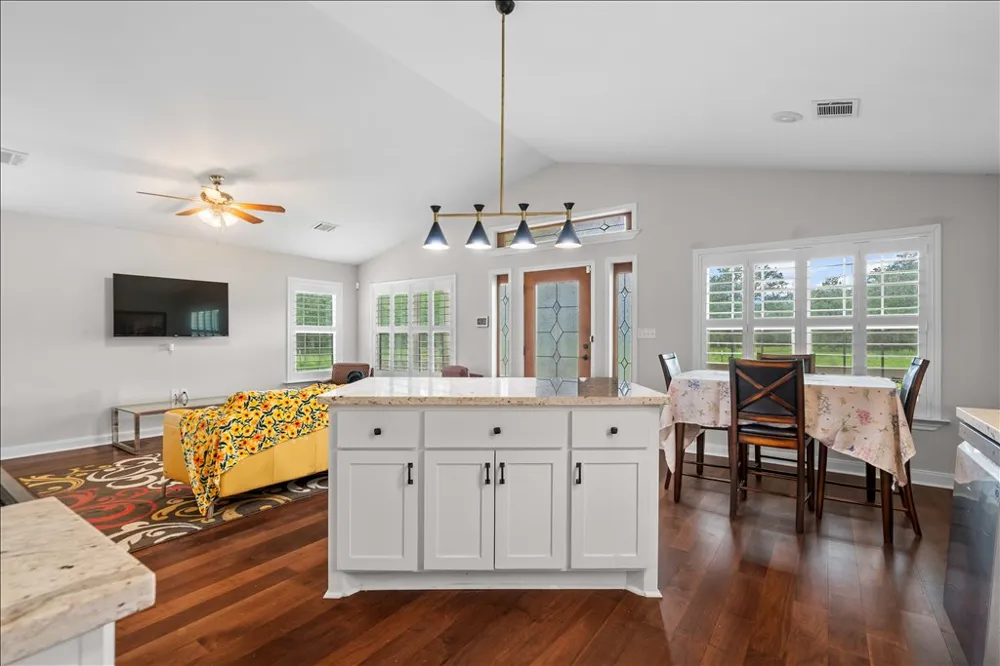 608 Whistleville Road Flatonia, TX 78941