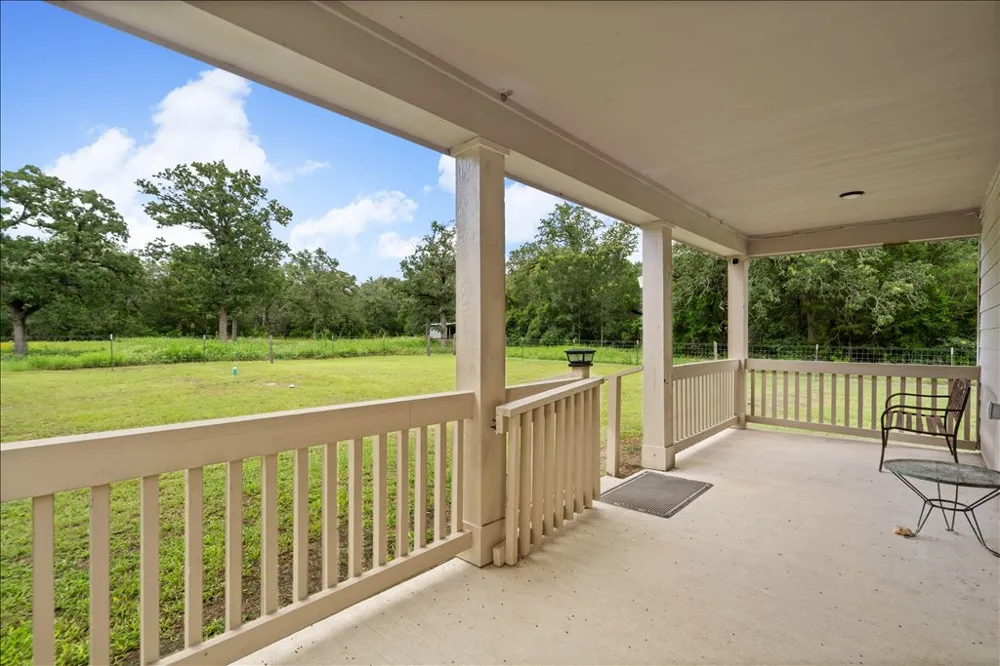 608 Whistleville Road Flatonia, TX 78941