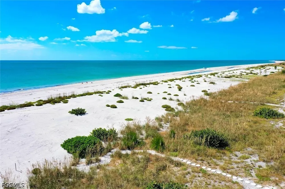 Rue Belle Mer Sanibel, FL 33957