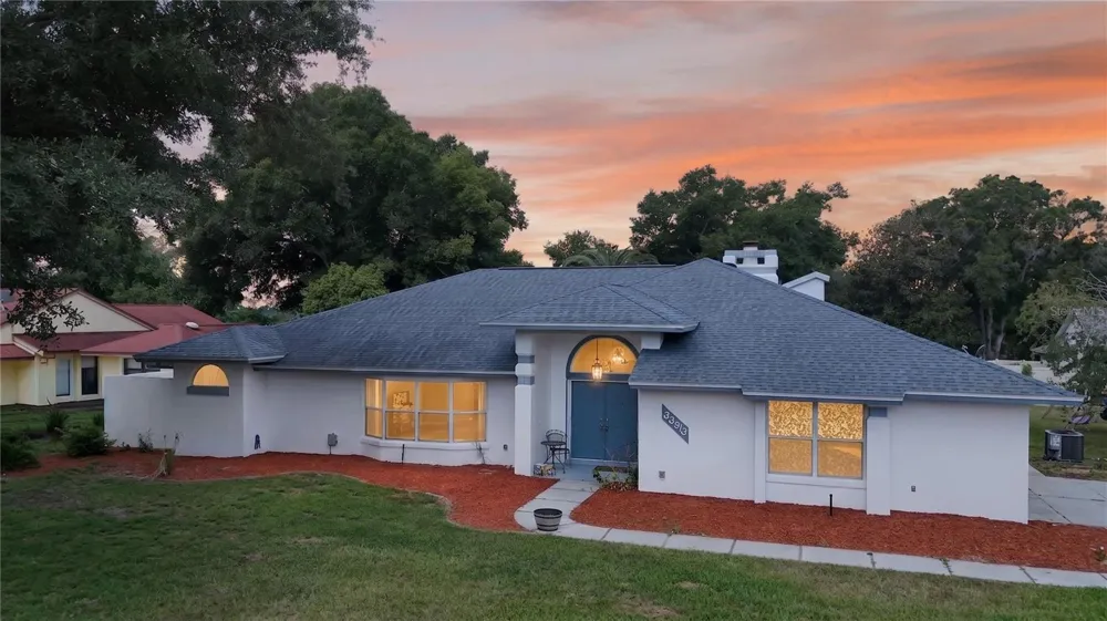 33913 SABAL WAY Leesburg, FL 34788