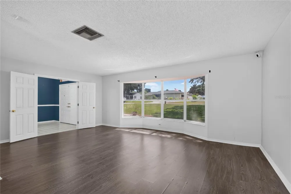 33913 SABAL WAY Leesburg, FL 34788