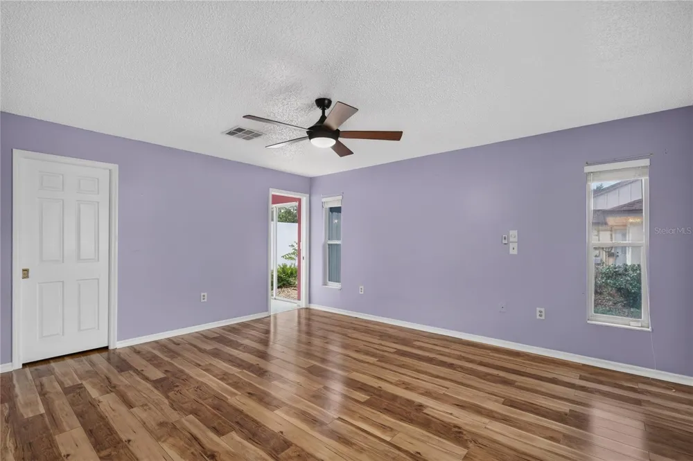33913 SABAL WAY Leesburg, FL 34788