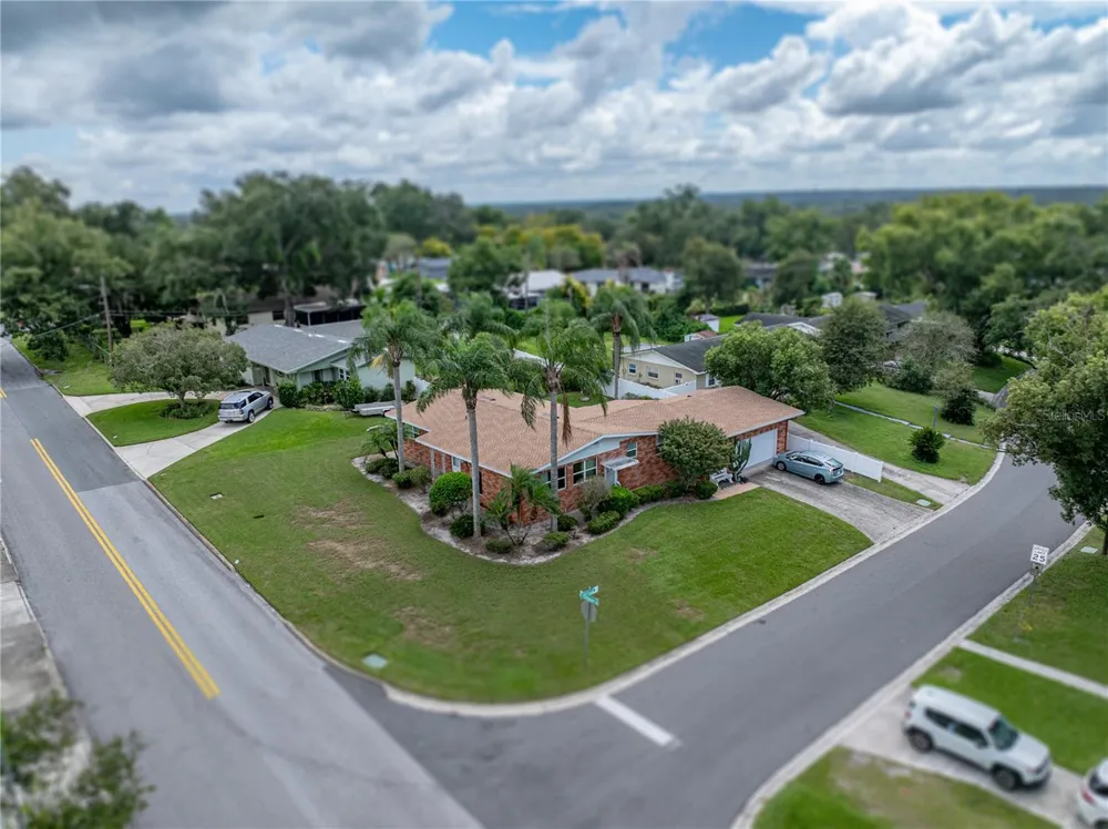 307 GLENDALE ST Lakeland, FL 33803