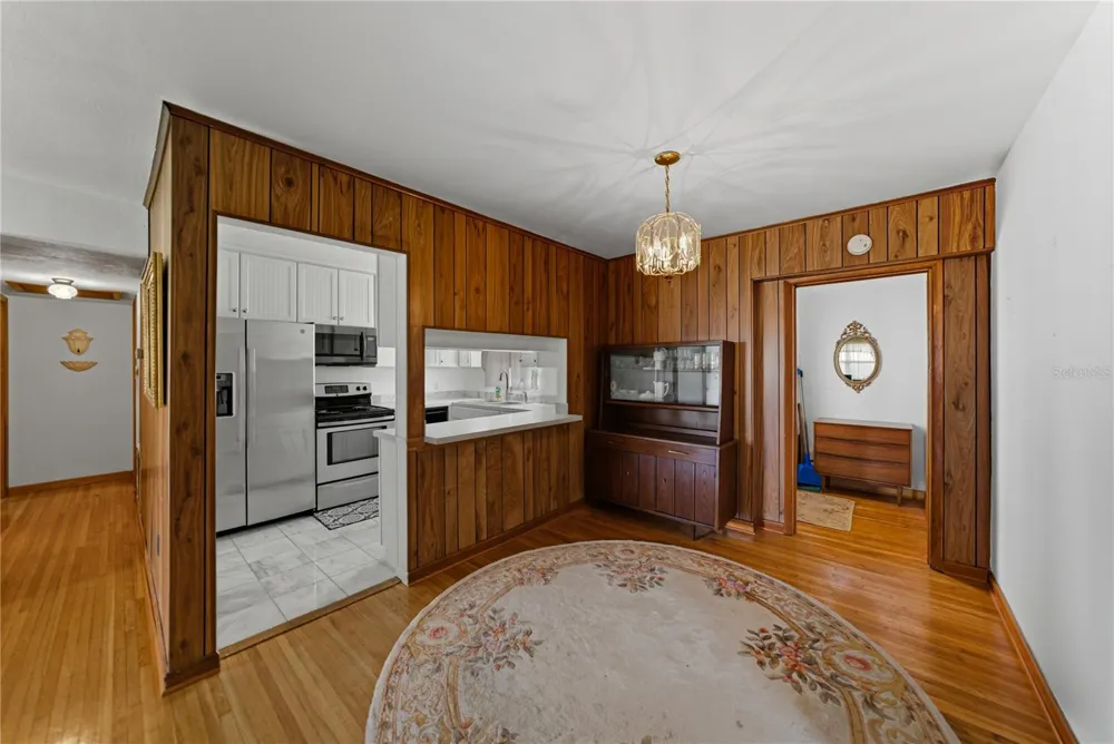 307 GLENDALE ST Lakeland, FL 33803