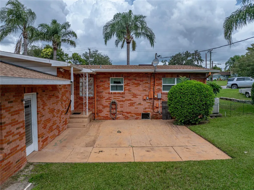 307 GLENDALE ST Lakeland, FL 33803