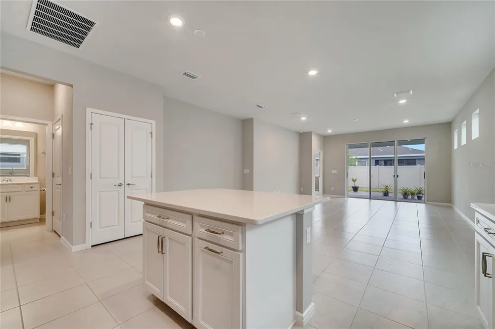 1848 SPRING SHOWER CIRCLE Kissimmee, FL 34744
